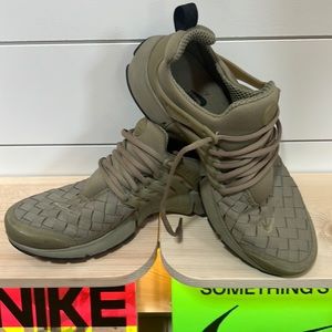 Nike presto woven olive green 2016 size 10